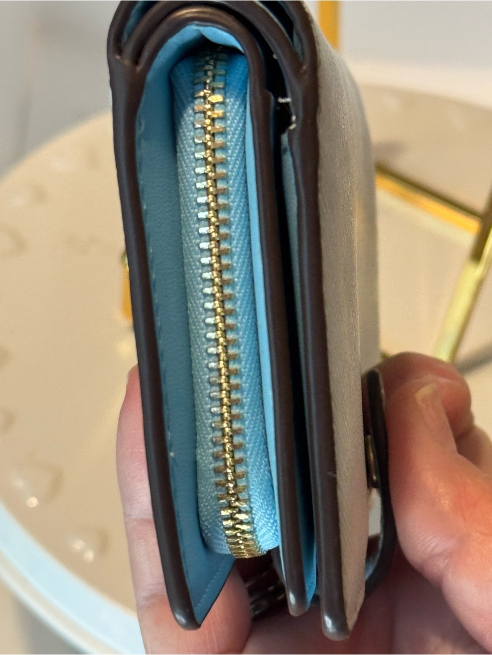 kate spade Two-Tone Leather Wallet EUC and a 3 pack of fashion Earrings NWT - Picture 5 of 13